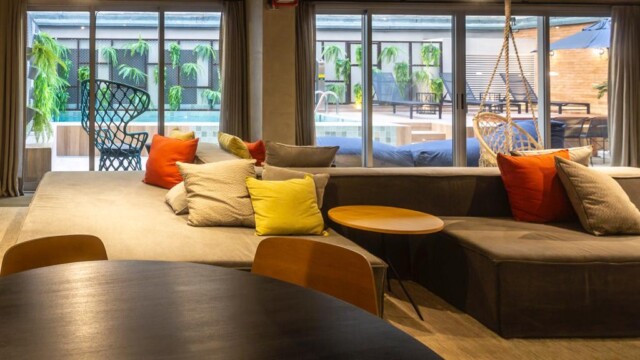 Hub Coliving área de lazer piscina e salão gourmet Hub Coliving área de lazer piscina e salão gourmet