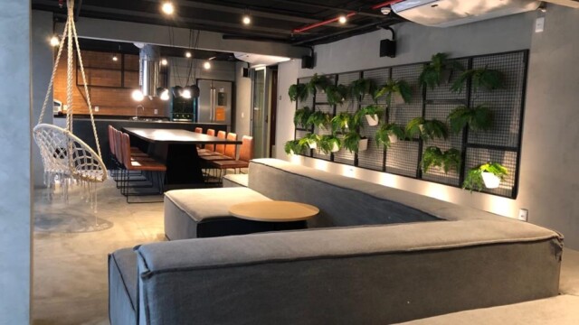 Hub Coliving área de lazer coworking e salão gourmet Hub Coliving área de lazer coworking e salão gourmet